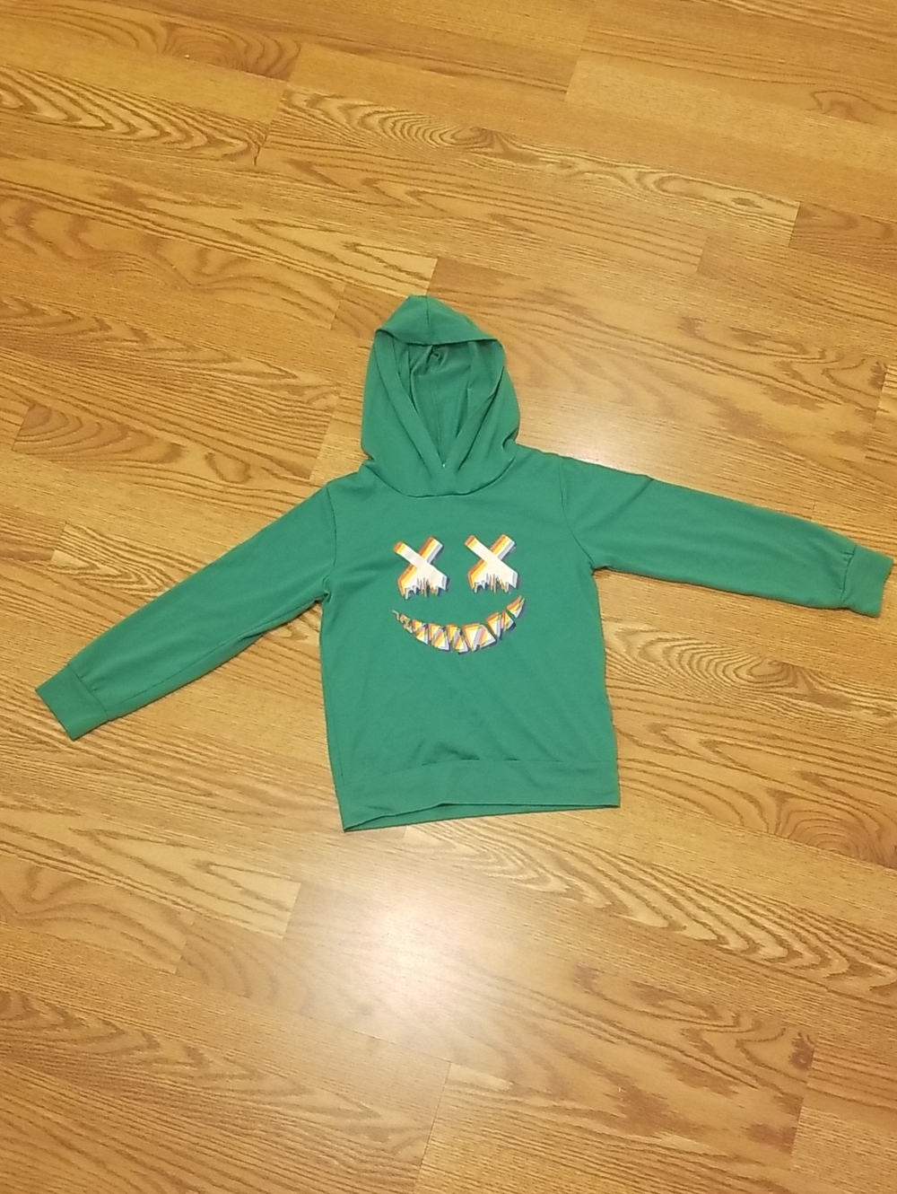 SHEIN Green Kids Hooded Sweatshirt with Smiley Graphic